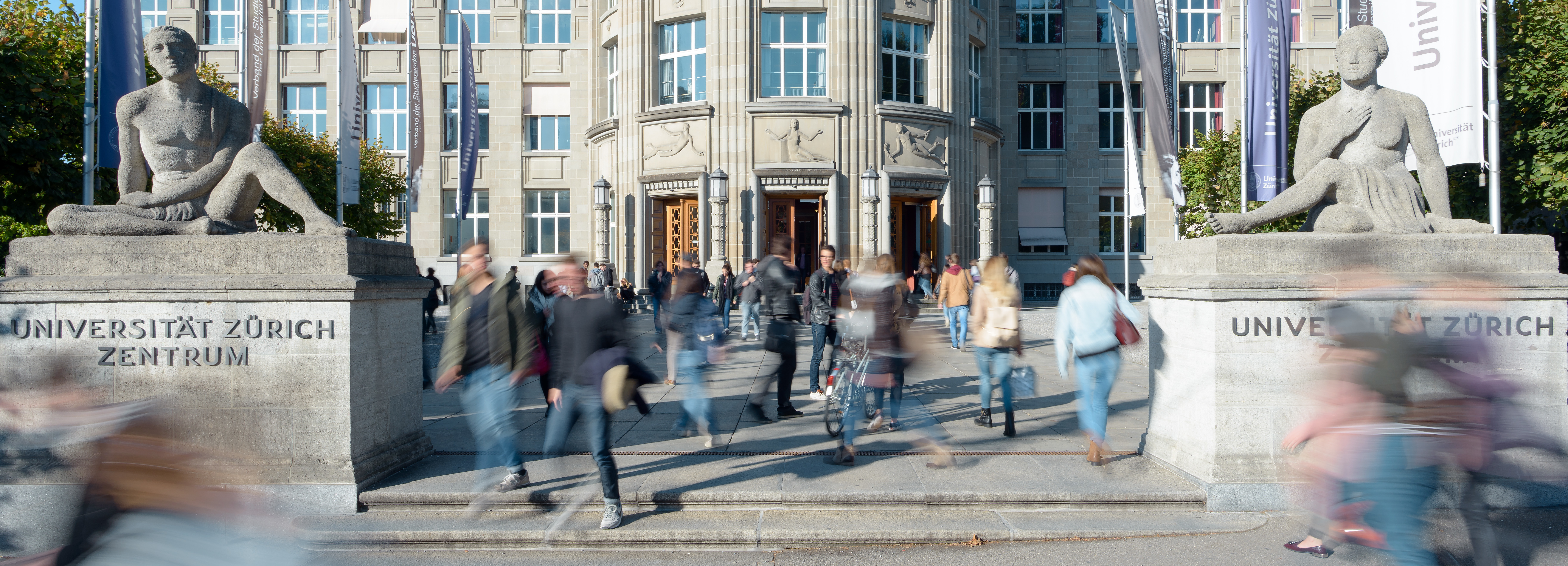 Eingang der UZH am Standort Zentrum